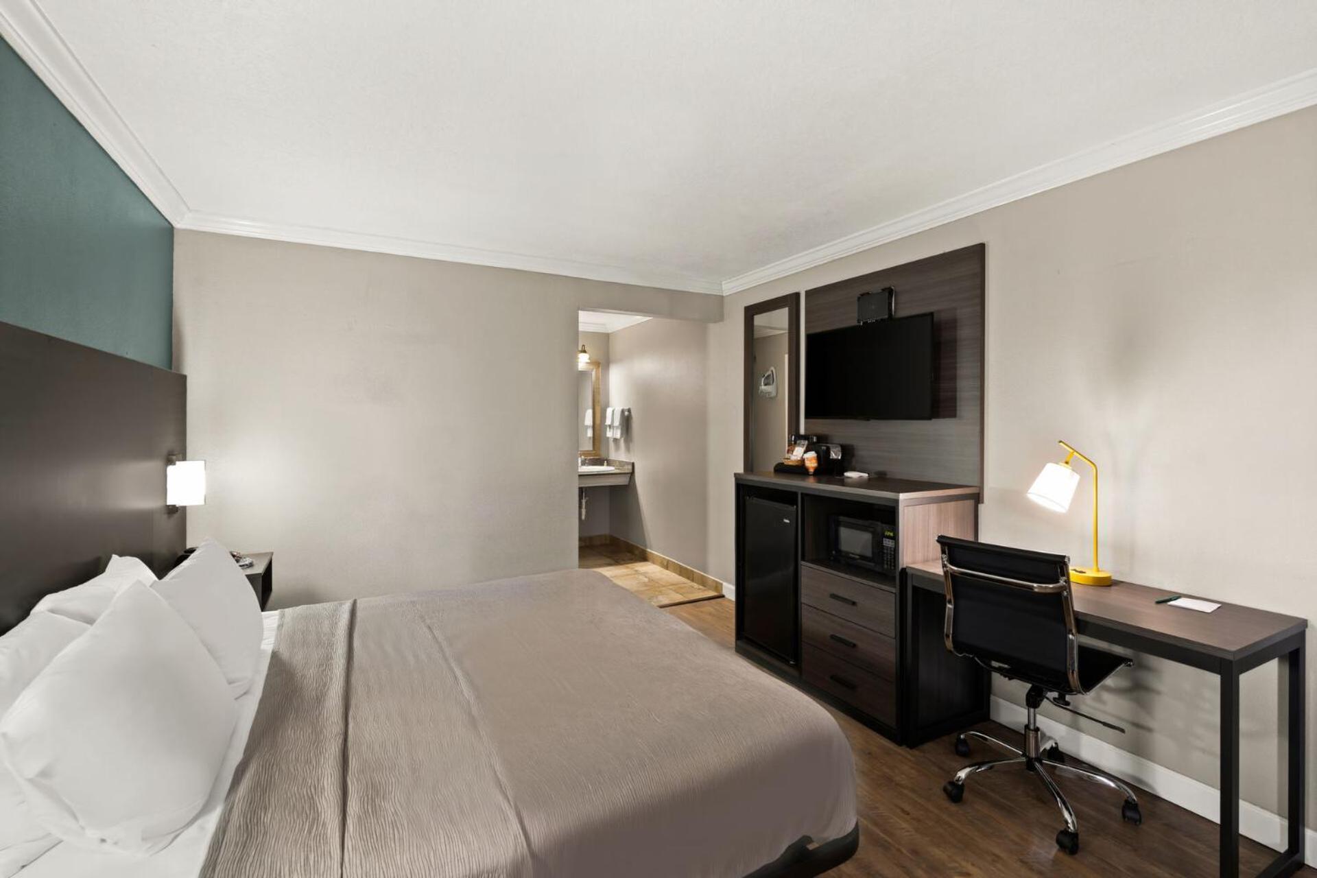 Quality Inn Оушън Спрингс Екстериор снимка
